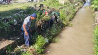 Batuud Ramil 1420-07/Baranti bersama Pemerintah setempat gelar karya bhakti di saluran irigasi tersier.