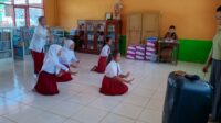 Pelatihan Kesenian Murid UPT SDN 6 Amparita untuk Persiapan 17 Agustus 2024