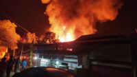 Kebakaran Hebat Landa Kelurahan Bilokka, Beberapa Rumah Warga Terbakar