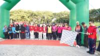 Pj Sekda Sidrap Lepas Peserta Fun Run dan Jalan Sehat dalam Rangka HUT ke-79 RI