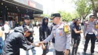 Aksi Damai di Kantor DPRD, Kapolres Sidrap Hadir dengan Sentuhan Persuasif dan Humanis