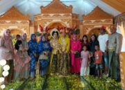 Pesta Pernikahan Resky Fauzhan dan Fitriani Berlangsung Meriah