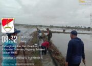 Jelang Musim Tanam Padi, Babinsa Bersama Warga bersihkan Saluran Irigasi