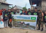 Tetap Loreng walau tanggal Merah, Serma Muh. Aris Turun Langsung Bersihkan Lingkungan Bersama Warga Kanyuara