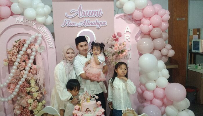 Arumi Nur Almahyra Rayakan Ulang Tahun ke-2, Suasana Hangat dan Penuh Kebahagiaan di Sunhey Space Cafe Parepare