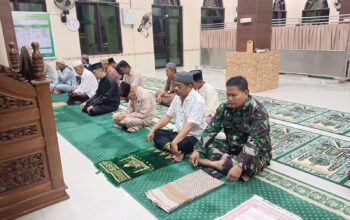 Pererat Silaturahmi, Babinsa Kodim 1420/Sidrap Laksanakan Safari Shalat Subuh Berjamaah di Wilayah Binaan