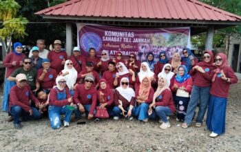 Kebersamaan dan Kegembiraan Warnai Arisan Rutin Komunitas Sahabat Till Jannah
