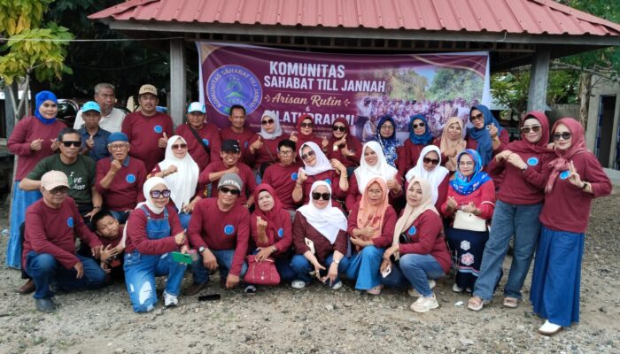 Kebersamaan dan Kegembiraan Warnai Arisan Rutin Komunitas Sahabat Till Jannah