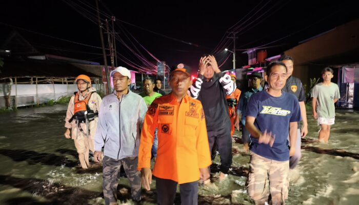 Gerak Cepat, Bupati Sidrap Tinjau Banjir Amparita Setiba dari Jakarta
