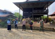 Babinsa Kelurahan Tanrutedong Gagas Kerja Bakti: Bersihkan Selokan dan Cegah Demam Berdarah Bersama Warga